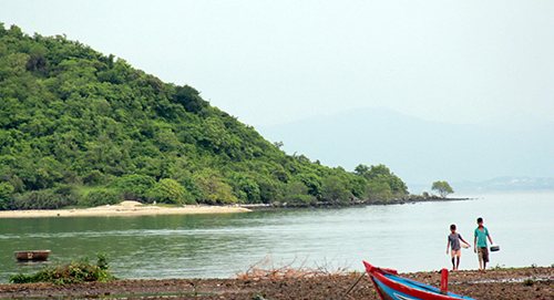 Một góc đảo Hòn Lớn (vịnh Vân Phong)